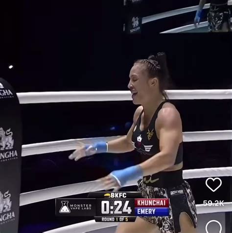 ufc girls flash|Tai Emery Flashes Audience After Bare Knuckle KO Win